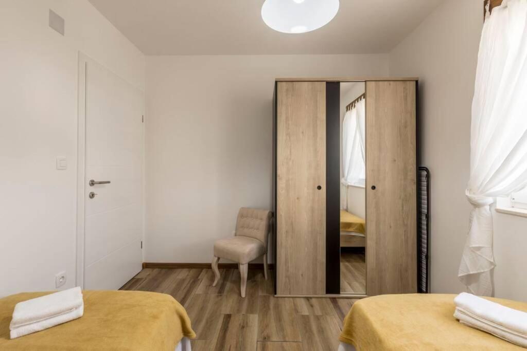 Apartment By Joe Трогир Экстерьер фото